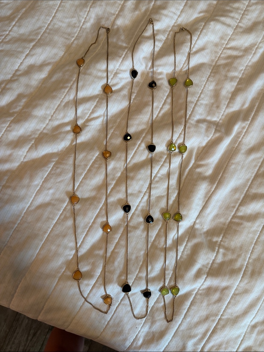 Delicate Heart Pendant Station Necklace - Yellow, Black & Green